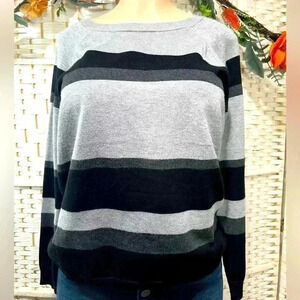 Spense Black & White Striped Women’s Sweater